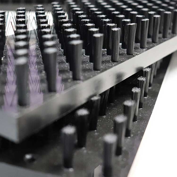Table brush tiles