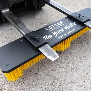 Forklift Truck Brush - The Yard Master